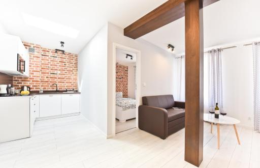 Julia Apartment - Housity