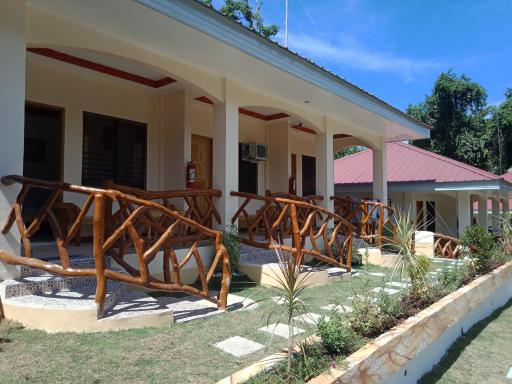Hanna's Place Rooms for Rent Solangon San Juan Siquijor - Housity