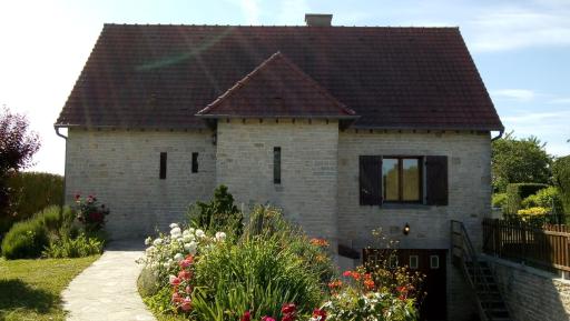 Jolie maison de campagne - Housity