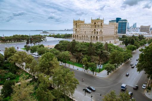 Apartment with F1 and Caspian Sea view - Housity