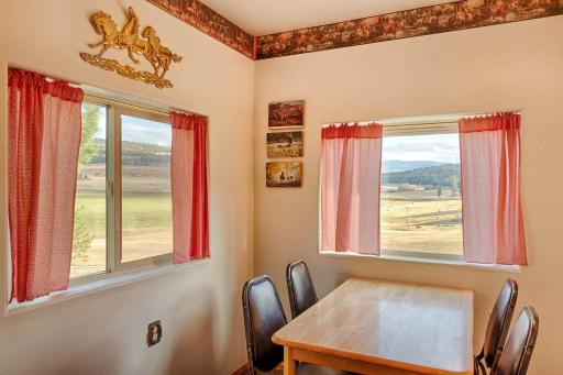 Cosmos Cabin - Housity