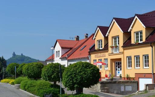 U Rozhovoru - Housity