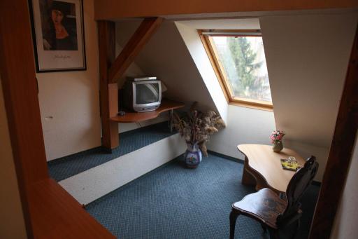 Barokk Antik Guest Hause - Housity