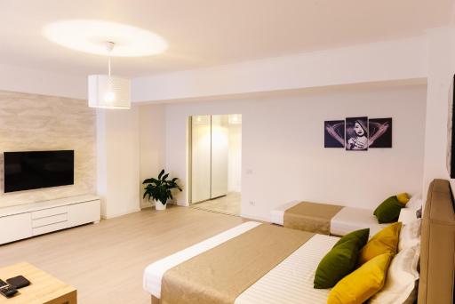 Luxury Accommodation Belvedere Titan Park - Housity