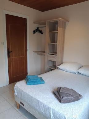 L'Abri d'Emilie - Chambre d'hôtes - Housity