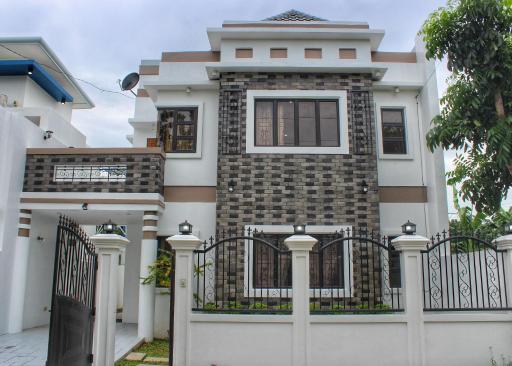 Ailesbury Holiday Home-Iloilo - Housity