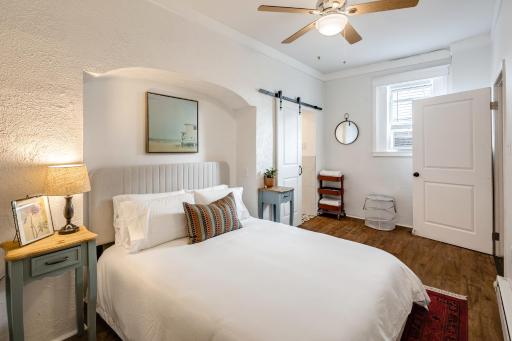 Hideaway on Hermit Street - Walk to Main Street Manayunk - Housity