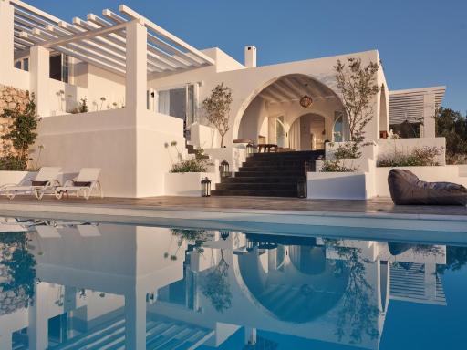 The Asteri Collection -Villa Antilia - Housity