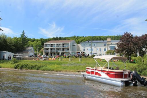 Manoir Lac-Etchemin - Housity