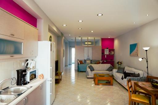Beach house at Derveni - Housity