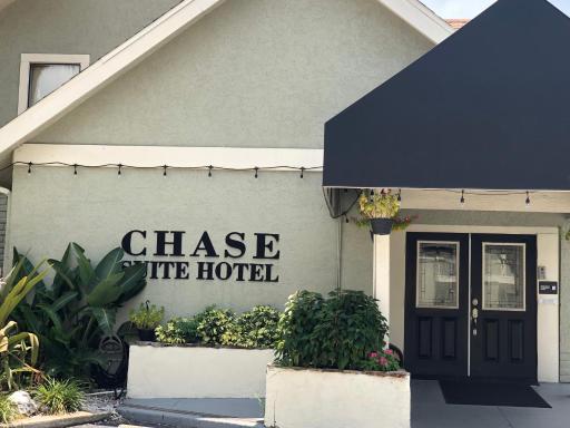 Chase Suite Hotel Rocky Point Tampa - Housity