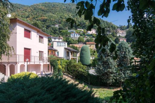 Villa Vittoria - The House Of Travelers - Housity