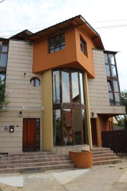 BRISO Apartments - Housity