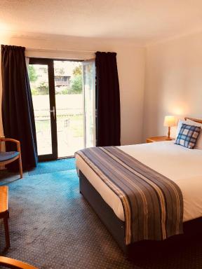 Stoneleigh Park Lodge - Housity