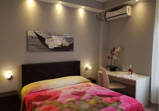 Cristal Rooms - Housity
