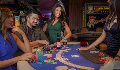 OYO Hotel and Casino Las Vegas - Housity