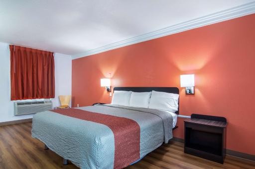Motel 6-Marshall, TX - Housity