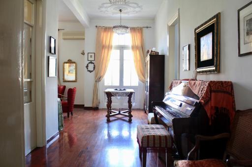 City Center Landmark House - Housity