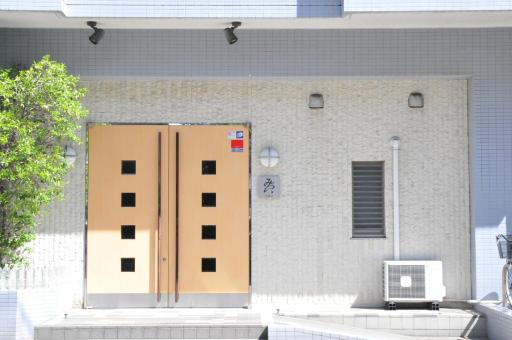 Hotel Mirai - Housity