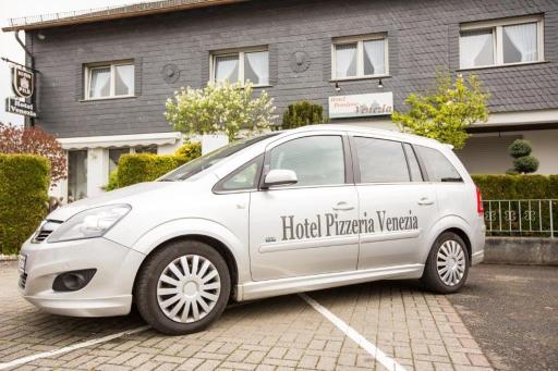 Hotel Pizzeria VENEZIA - Housity