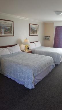Merrill Field Inn - Housity