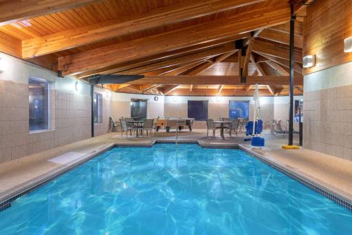 Days Inn by Wyndham Faribault - Housity