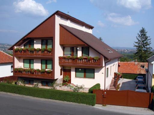 Heviz Therme Apartmenthaus - Housity