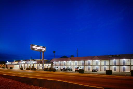 Red Lion Inn & Suites Tucson Downtown - Housity
