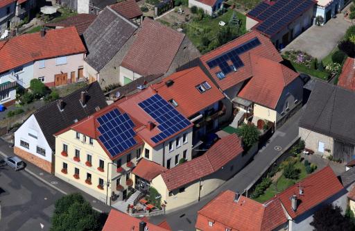 Hotel zur Linde - Housity