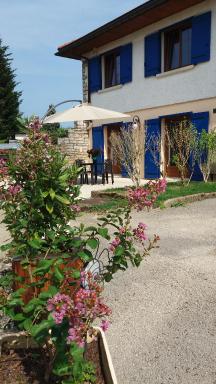 Au Doubs Cocon Fleuri - Housity