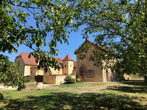 Les Pierres De Tiphaine - Housity