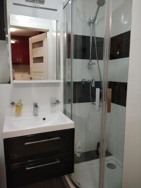 CHERRY APARTAMENT W ŚCISŁYM CENTRUM - Housity