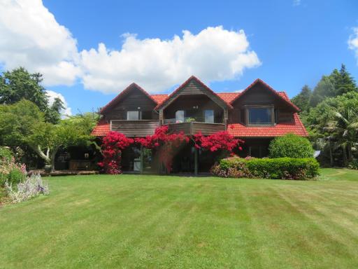 Three Gables B&B - Housity