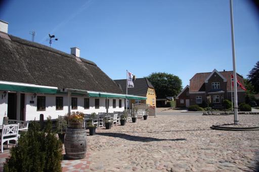 Hovborg Kro - Housity