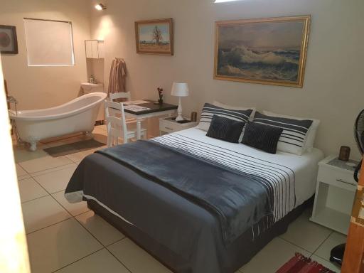 Tzaneen White House Lodge - Housity