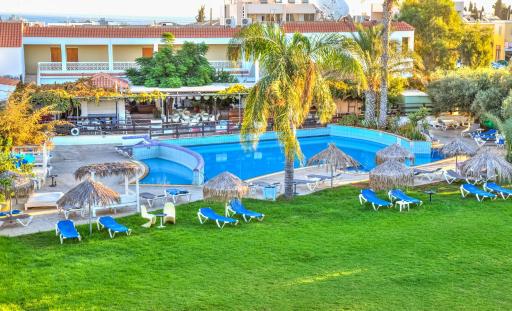 Captain Karas Holidays Apartments - Housity