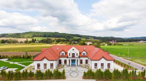 Dworek Czardasz Strzebielino - Wejherowo - Housity