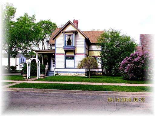 Historic River City Romance Licensed Historic - Housity