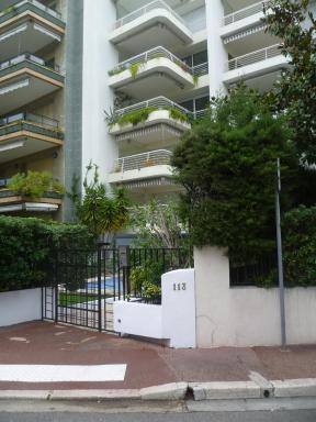 Karolina Properties - Appartement Commodore Croisette - Hizvo