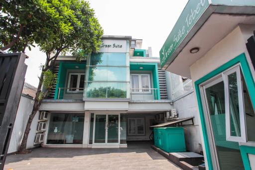 LeGreen Suite Tebet - Housity