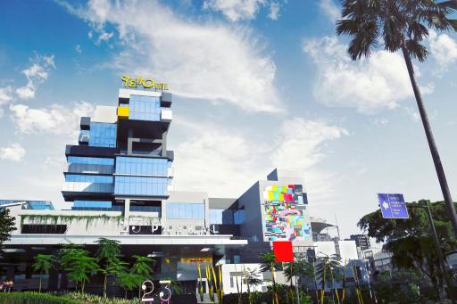 YELLO Hotel Paskal Bandung - Housity