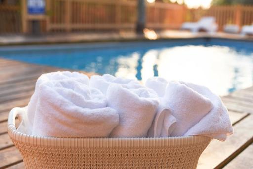 Cabin Resort - Housity