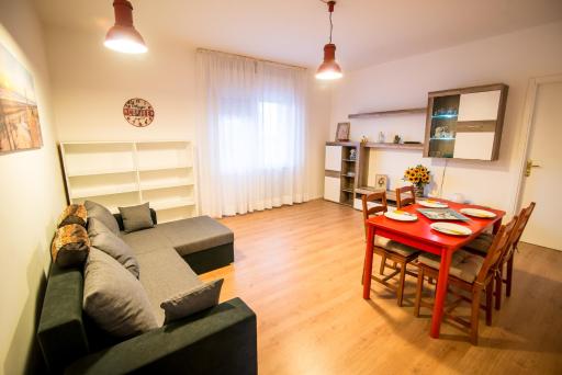 Appartamentro centro vista castello - Housity