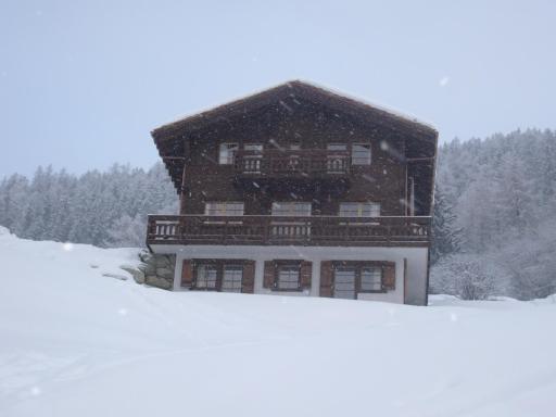 Chalet Claire - Housity