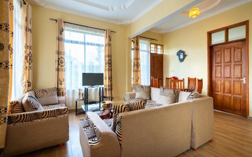 Rayan Apartments & Safaris - Housity