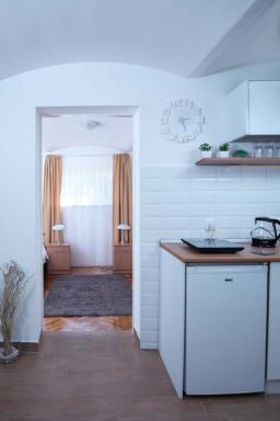 Inter Apartment Belgrade with free Parking - Housity