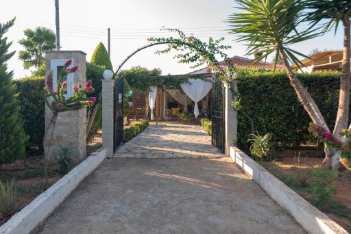 Olives House - Housity