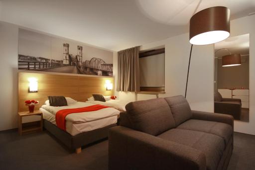 Link Hotel - Housity