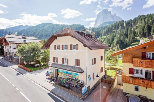 Villa Alpina Apartments - Housity