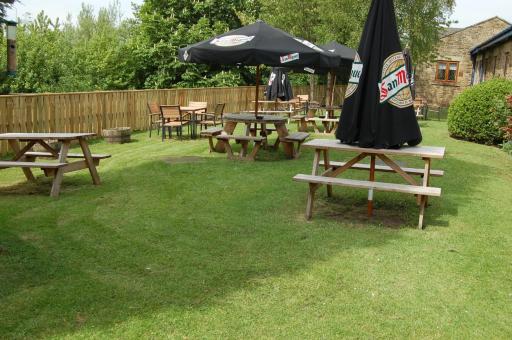 Bowes Incline Hotel - Housity